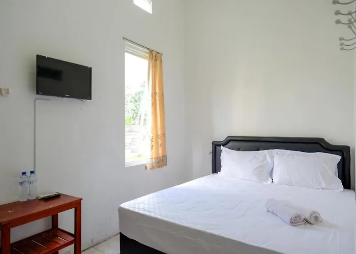 Pandawa Guest House At Ngaliyan Square Mitra Reddoorz Semarang